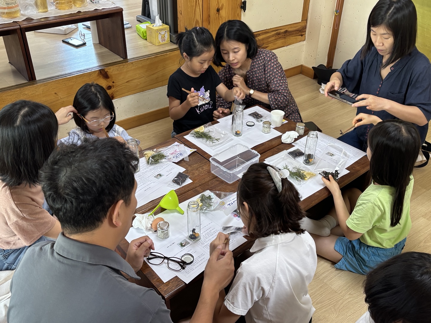 8.10 (독서접점확대)도서관, 생활을 짓다 4차시 25명 (2).jpg